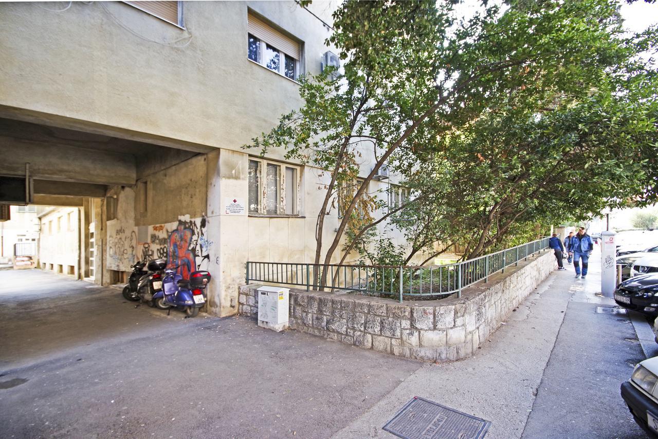 D & J Apartment Сплит Екстериор снимка