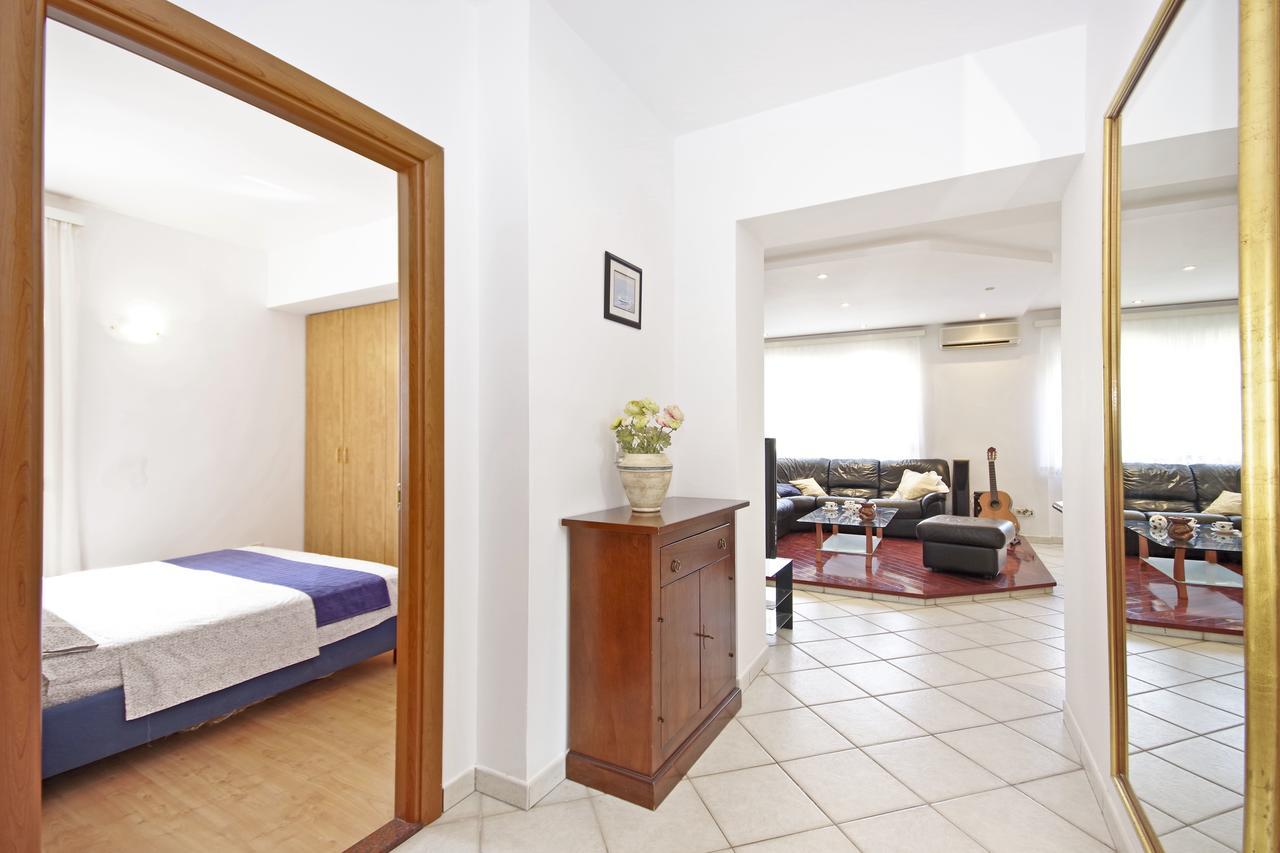 D & J Apartment Сплит Екстериор снимка